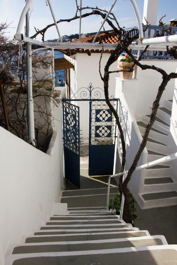 Blue Island Διαμέρισμα Μπατσί Εξωτερικό φωτογραφία